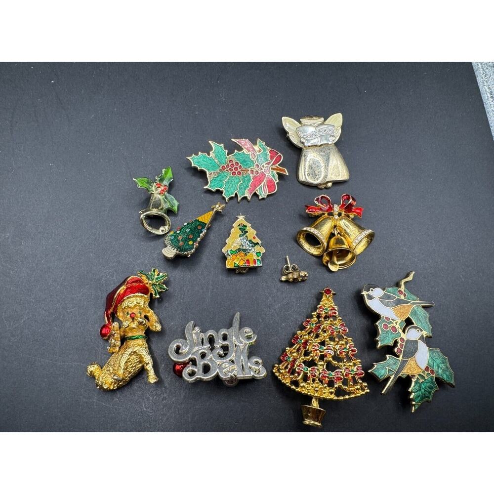 Vintage Christmas Brooch Pin Lot Of 9 Holiday Christmas Tree Bells Dog Birds